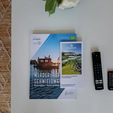 Atelierhaus Auf Der Insel Werder Mit Garten, W-lan Und Netflix Casa vacanze Gallin