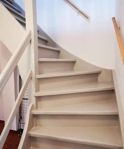 Semesterbostad Atelierhaus Auf Der Insel Werder Mit Garten, W-lan Und Netflix