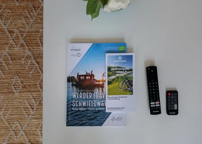 Atelierhaus Auf Der Insel Werder Mit Garten, W-lan Und Netflix Semesterbostad Gallin