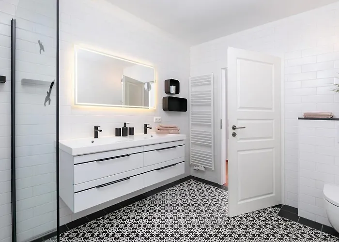 Atelierhaus Auf Der Insel Werder Mit Garten, W-lan Und Netflix